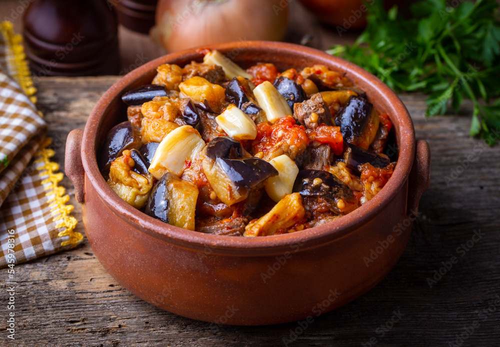 Traditional Turkish cuisine; Meaty Eggplant Dish. Turkish name; patlican guvec or patlican tava