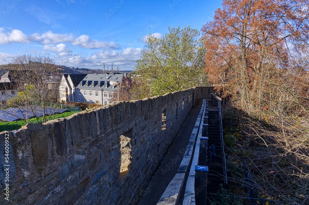 Mauer des historischen oberen Schlosses in Siegen
