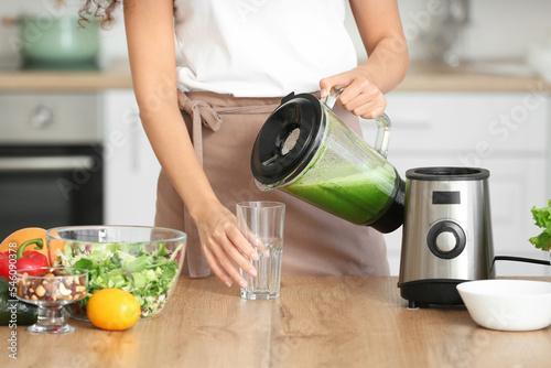 Young woman making healthy ...