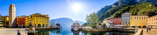 Foto historic old town and port of Riva del Garda - Italy