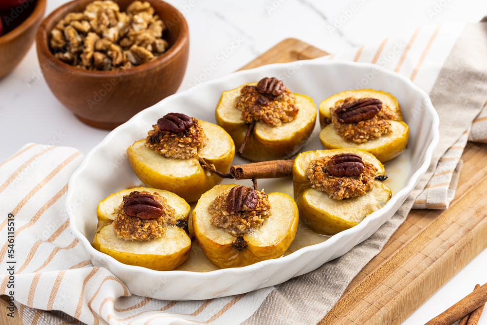 baked apples stuffed with nuts