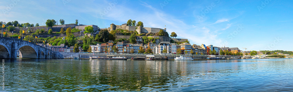 Namur Belgien, Panorama mit Zitadelle und Maas