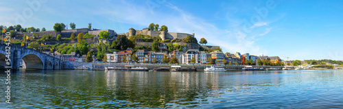 Canvas-taulu Namur Belgien, Panorama mit Zitadelle und Maas