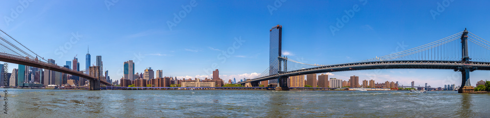 Manhattan Bridge and Brooklyn Bridge Manhattan Bridge and Brooklyn Bridge