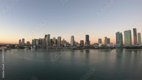 Wallpaper Mural cityscape skyline video in 4K | financial district, business street skyline of Miami city Torontodigital.ca