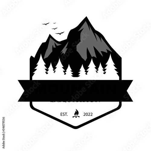 Camp vector logo, mountain premium logo vector.