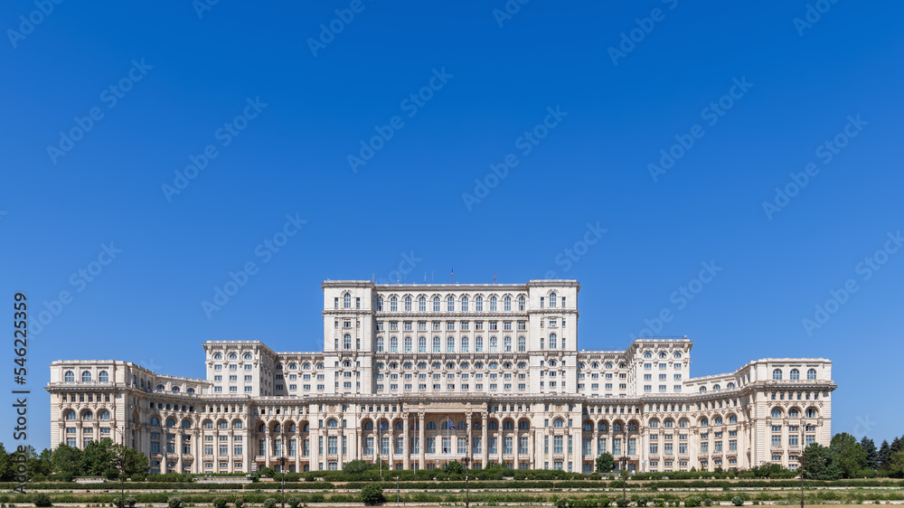 Obraz na płótnie Romanian Parliment building was designed by team of 700 architects in Socialist realist and modernist Neoclassical architectural forms and styles with socialist realism in mind, Bucharest w salonie