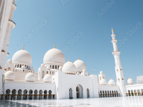 Sheikh Zayed Grand Mosque, Abu Dhabi, United Arab Emirates - Landscape shot 1