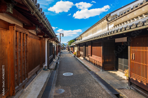 奈良　重要伝統的建造物群保存地区　今井町の町並み © butterfly0124