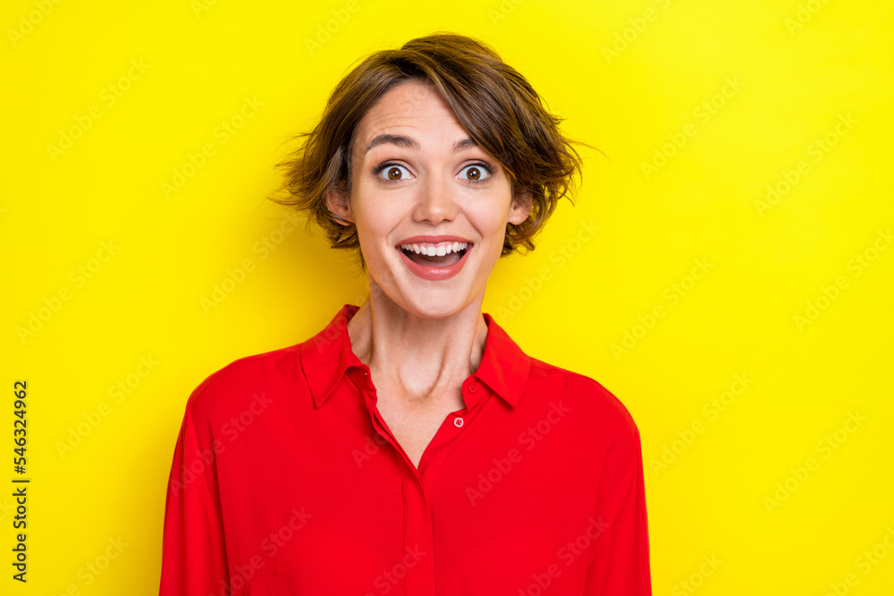 Photo of ecstatic gorgeous optimistic woman bob hairdo wear red shirt impressed by super season sale isolated on yellow color background Photo of ecstatic gorgeous optimistic woman bob hairdo wear red shirt impressed by super season sale isolated on yellow color background