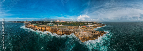 Foto Aerial panorama of Boca do Inferno in Cascais, Portugal