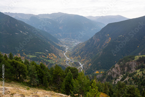 Obraz na płótnie Mountain serpentine and road in Andorra. w salonie