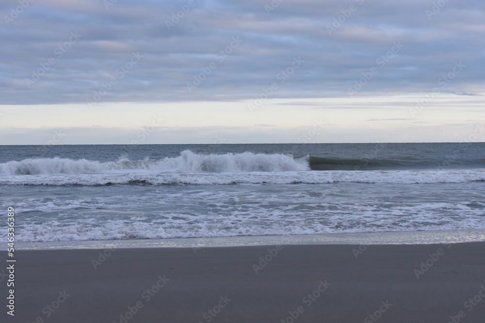 Myrtle Beach ocean waves on the beach