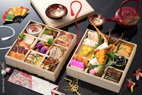 お正月の豪華なおせち料理・和食	