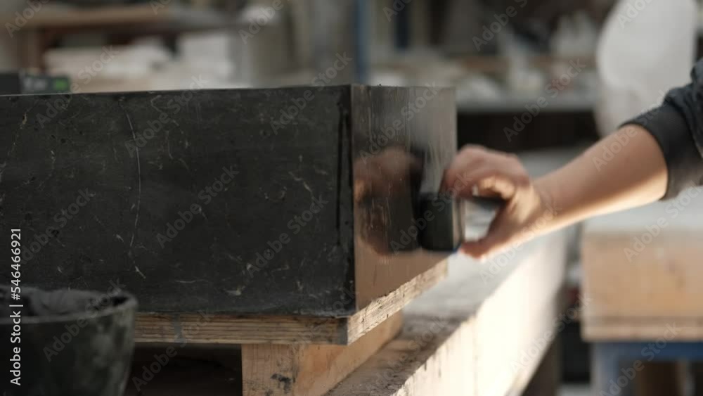Renovation of objects made in scagliola plaster technique imitating marble Renovation of objects made in scagliola plaster technique imitating marble