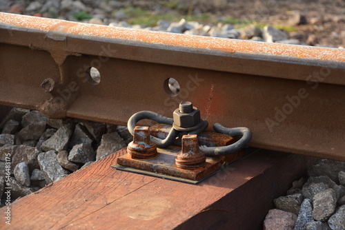 Detail of attaching the rails to the sleeper