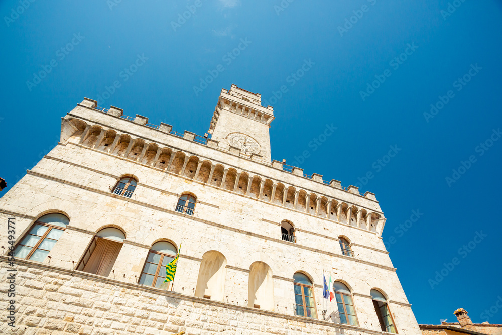 Fototapeta premium Palazzo Comunale (Town Hall) in Montepulciano, Tuscany