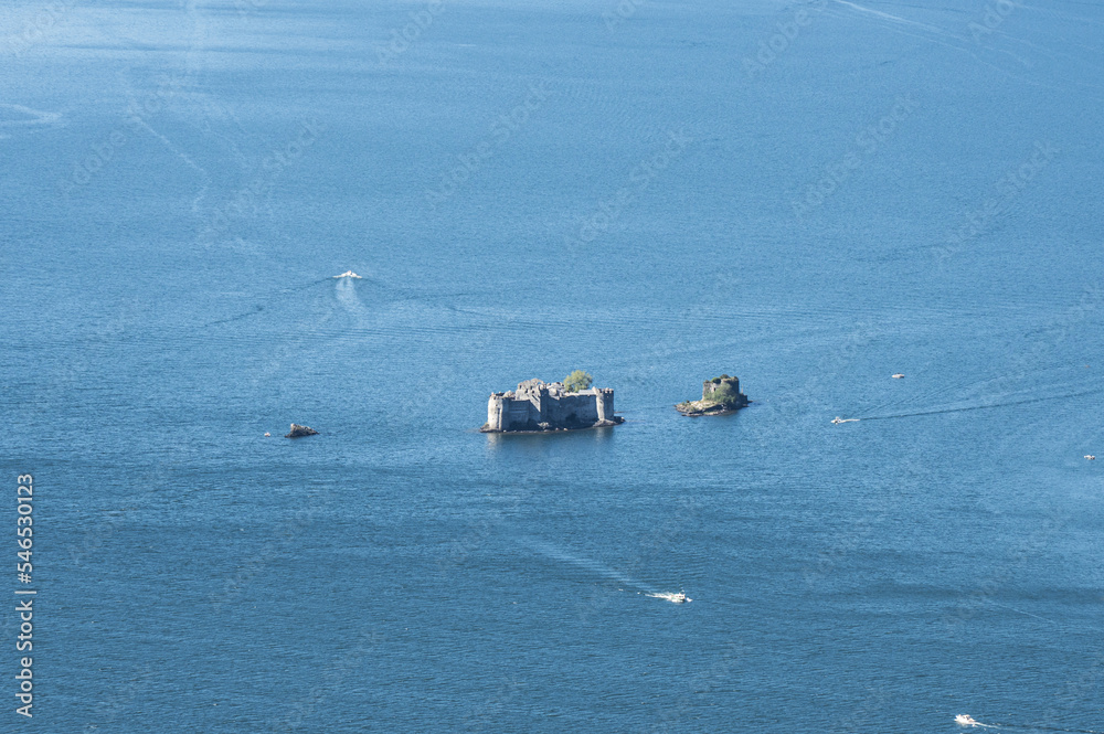 Obraz premium Aerial view of the Castle of Cannero on the Lake Maggiore