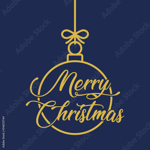 Logo con texto manuscrito Merry Christmas en bola de navidad colgando de una cuerda con líneas en color dorado y fondo azul