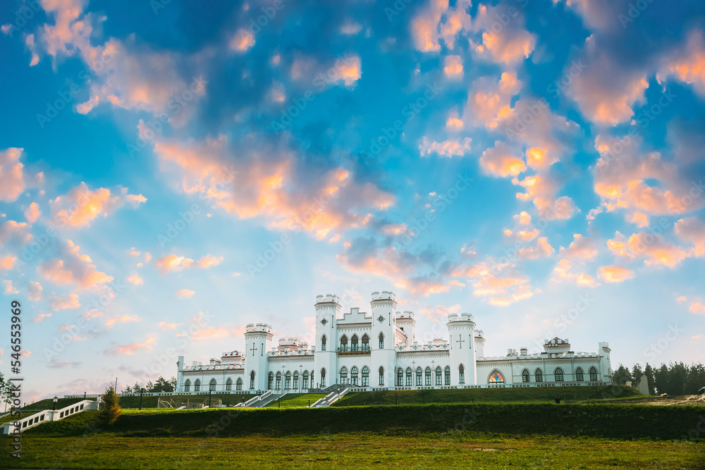 Obraz premium Kosava, Belarus. Summer Sun Shine Above Kosava Castle. Puslowski Palace Castle. Ruined Castellated Palace In Gothic Revival Style. Landmark And Heritage.