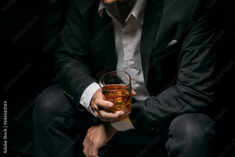 Businessmen in suits drinking Celebrate whiskey Businessmen in suits drinking Celebrate whiskey
