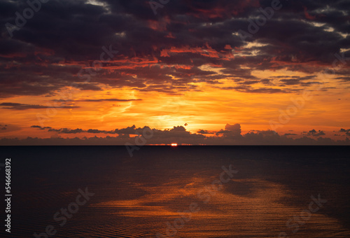 Golden Sunset © Kyle