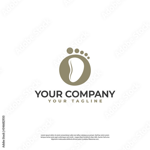 foot step logo, in modern minimalist style