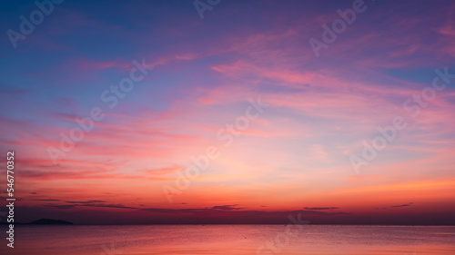 Fotografia sunset sky with clouds background