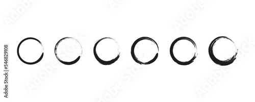 Grunge round  shapes , vector icon . Paint Brush concept . Set of ink frames. Black grunge circle illustration . 10 eps