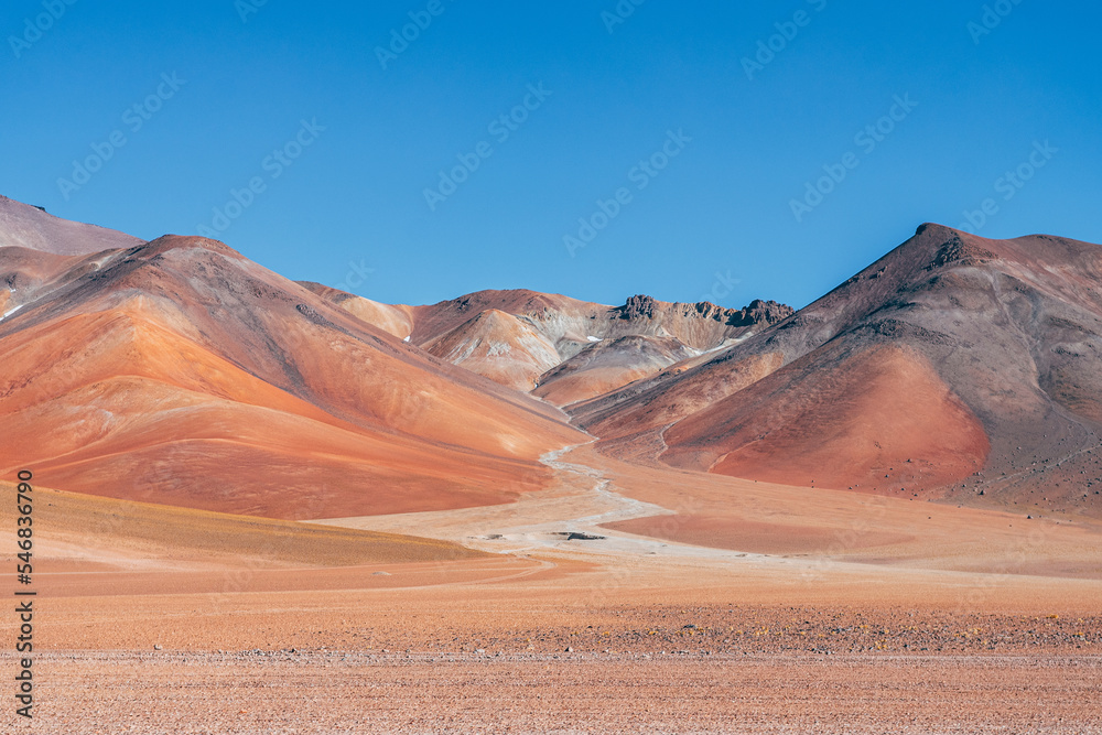 Fototapeta premium panoramic view of reserva natural eduardo abaroa parkland in bolivia