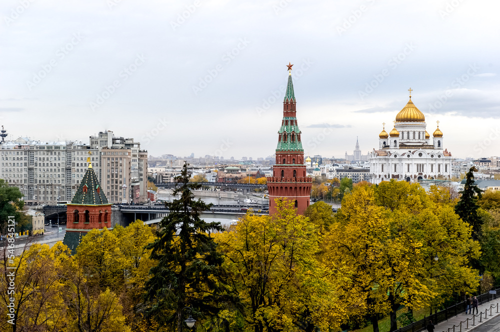 Naklejka premium Panoramic view area of the Red Square in Moscow, Russia. View from Kremlin fortress wall