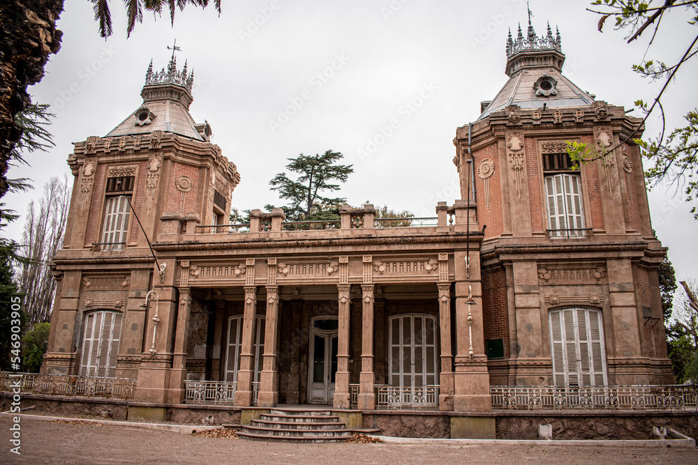 Obraz premium National Museum of Wine and Grape Harvest, house in Mendoza of Bautista Gargantini and Juan Giol