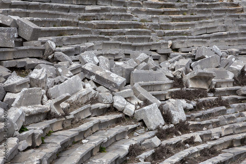 A destroyed wall, destroyed steps. A forgotten empire.