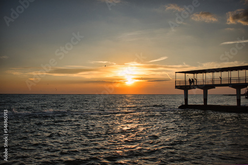 sunset on the pier © pilotrs