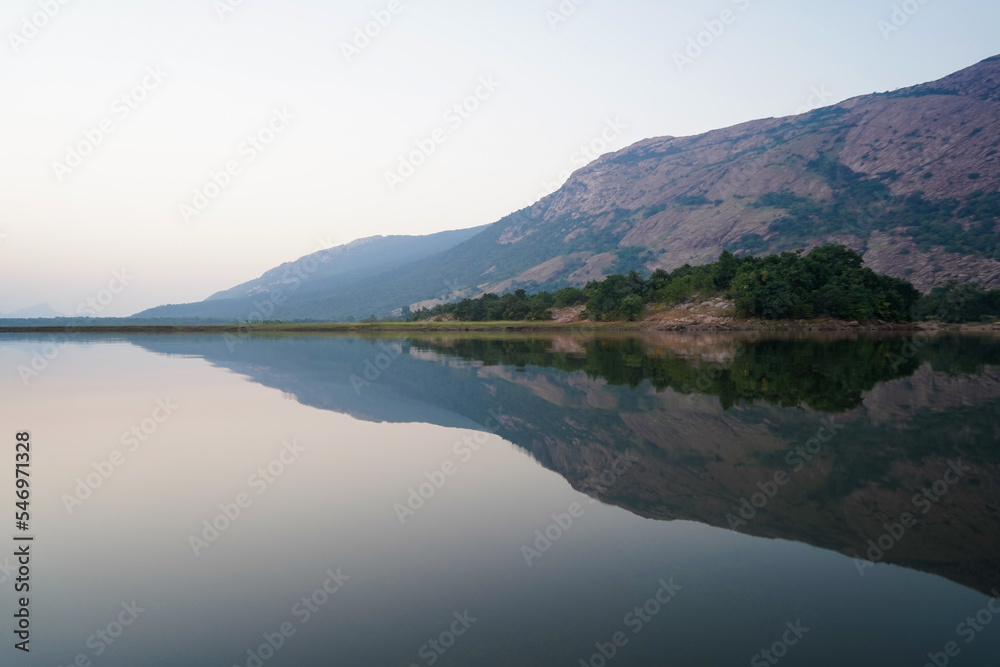 DEORI DAM SAKT, JANJGIR CHAMPA in chhattisgarh, indian lake or river or pond with mountain, mountain and water