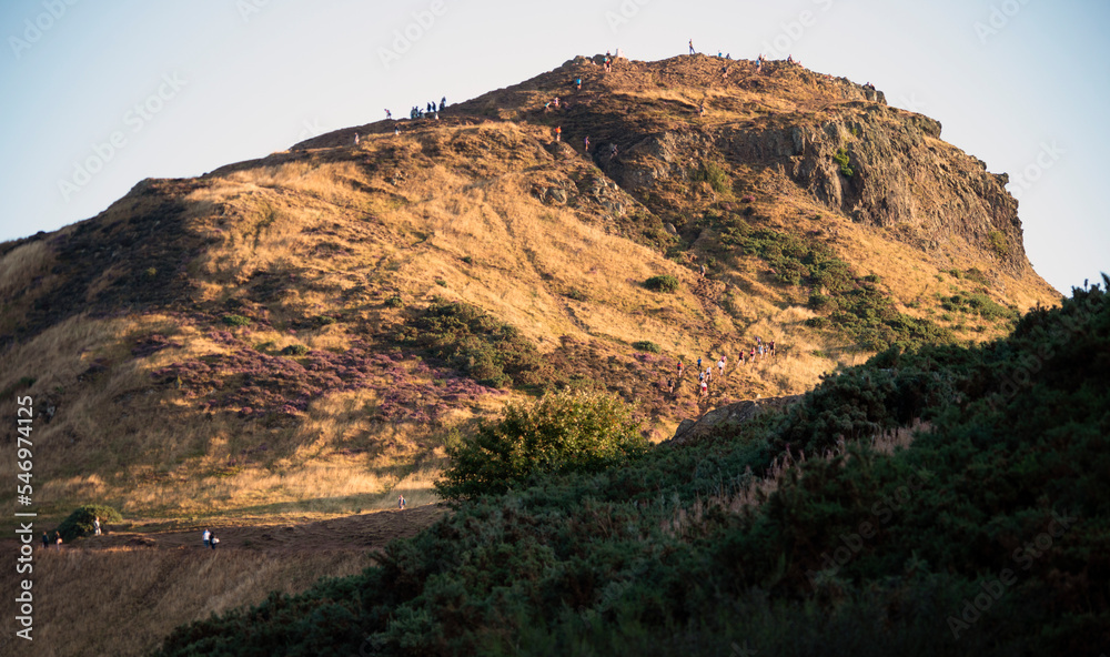 Fototapeta premium Arthur's seat, inactive volcano in the center of Edinburgh, Scotland