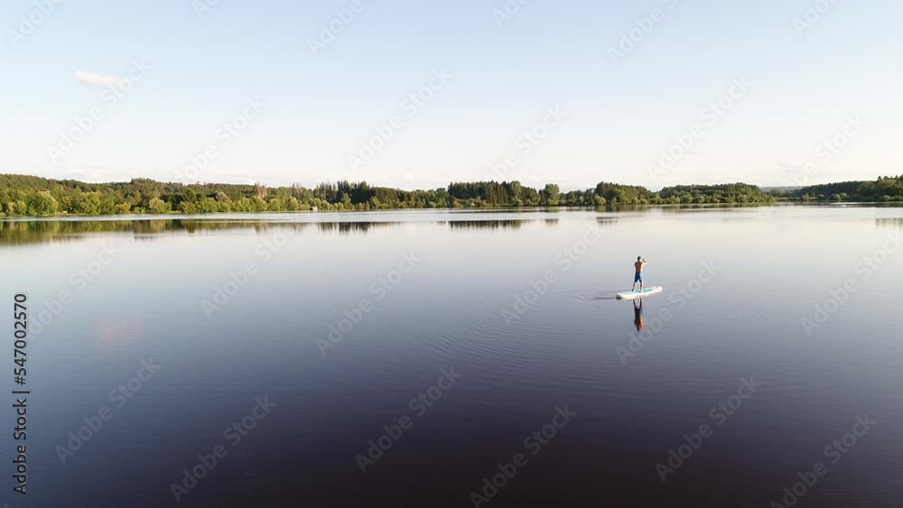 Germany, Bavaria, Allgaeu, standup paddler at the Frankenhofner lake at sunset, drone aerial shot
Germany, Bavaria, Allgaeu, standup paddler at the Frankenhofner lake at sunset, drone aerial shot