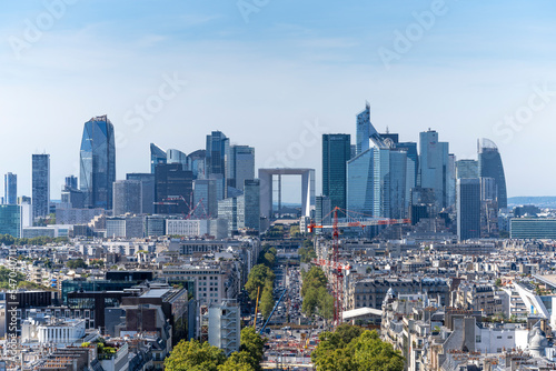 View of the business district of Paris. La Defense. Grande Armee avenue © Claudio Briones