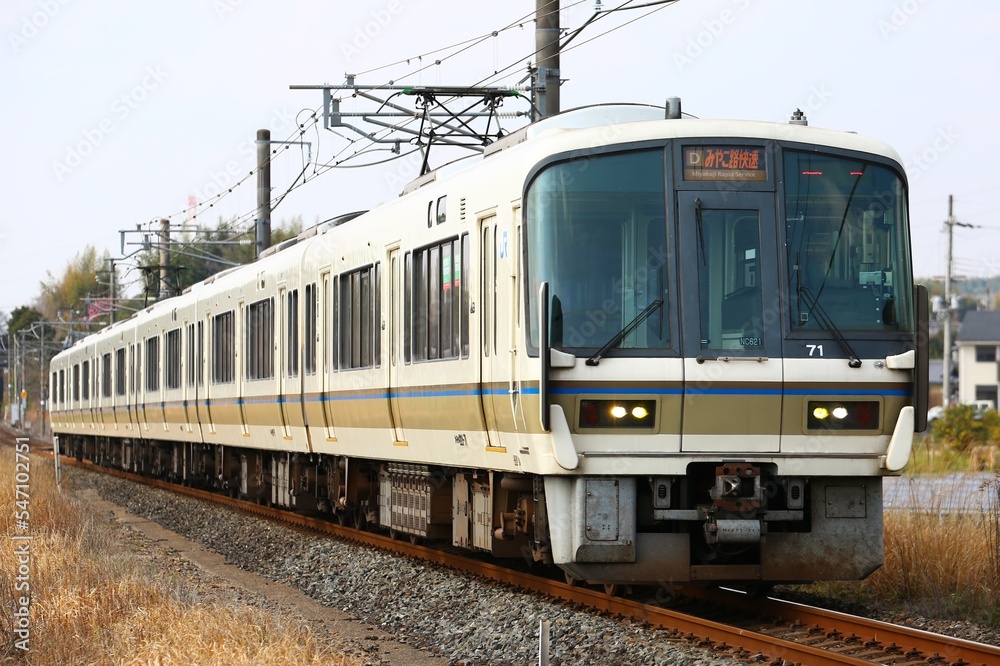 通勤電車 221系奈良線