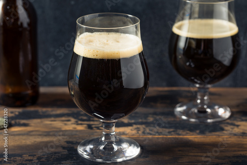 Obraz na plátně Boozy Cold Craft Porter Stout Beer