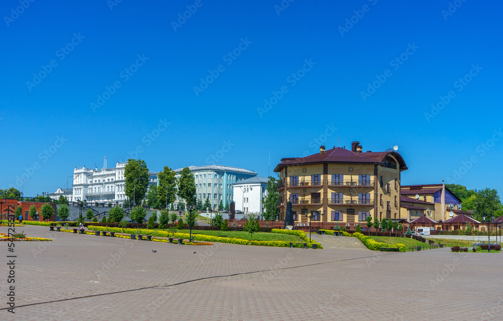 Red (Voznesenskaya) Sarapul Square. The main square of this city in Udmurtia