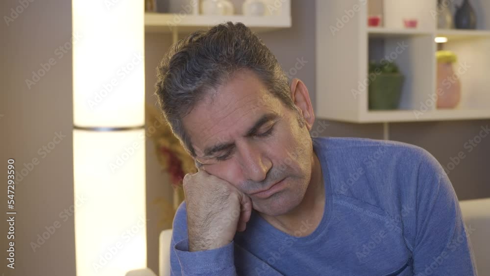 Man with sleep disorder.
The man with sleep disorders cannot sleep.
Man with sleep disorder.
The man with sleep disorders cannot sleep.