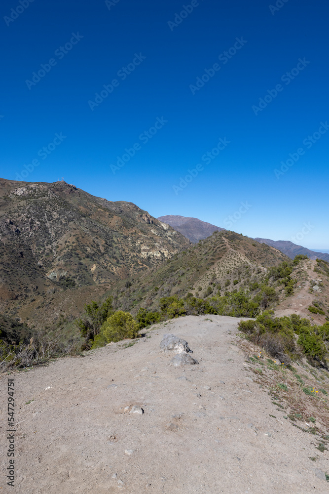 Mirador Tres Valles - Santuario de la Naturaleza Yerba Loca - Traveling Chile Mirador Tres Valles - Santuario de la Naturaleza Yerba Loca - Traveling Chile