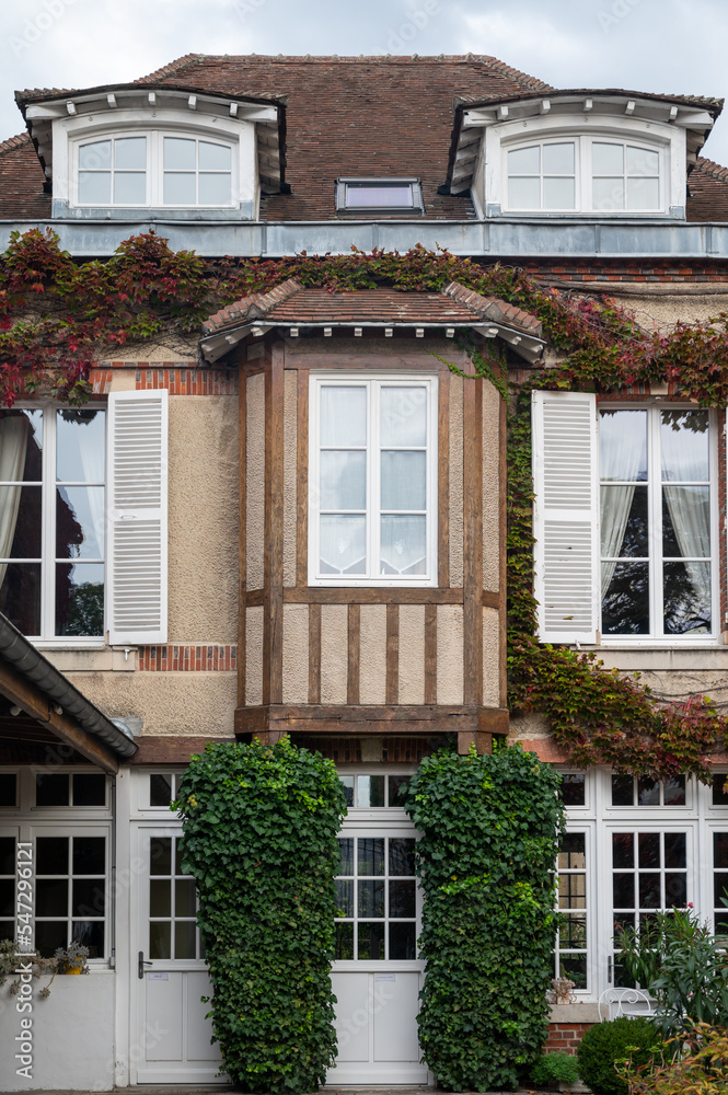 Naklejka premium Beautiful French architecture in Champagne sparkling wine making town Epernay, Champagne, France