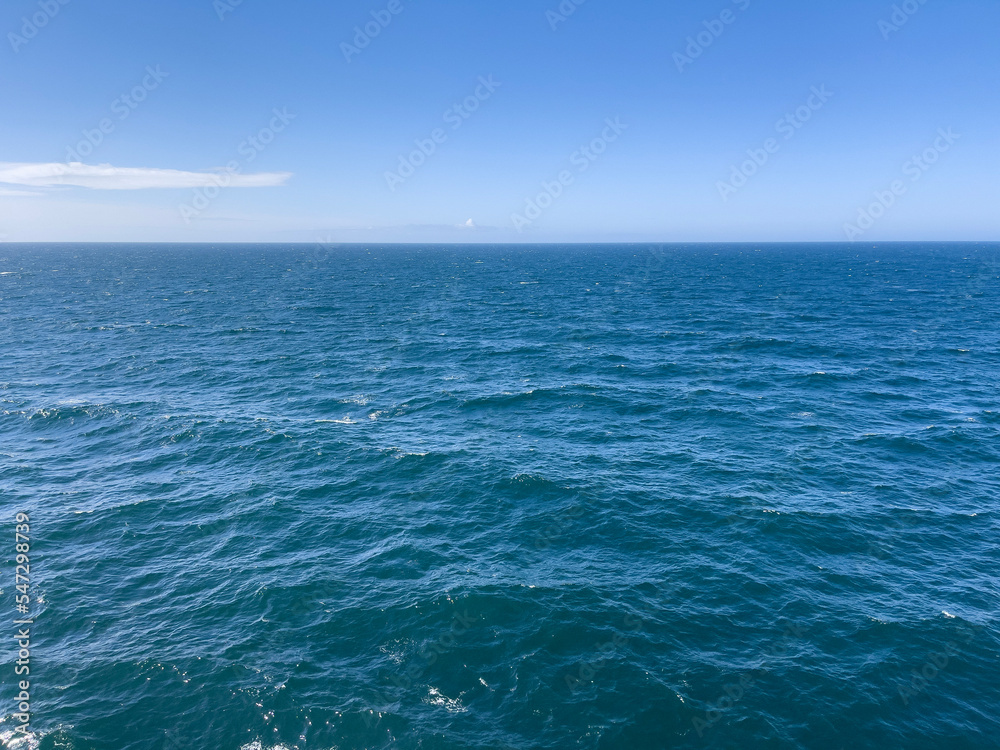 Fototapeta premium Waves on the sea