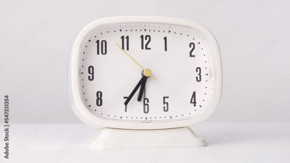 Time Lapse Clock - White Screen (Loopable). Time Lapse Clock - White Screen (Loopable).