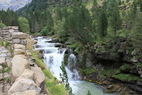 Nice day excursion with waterfalls and mountains in the Ordesa y Monteperdido National Park in Aragon