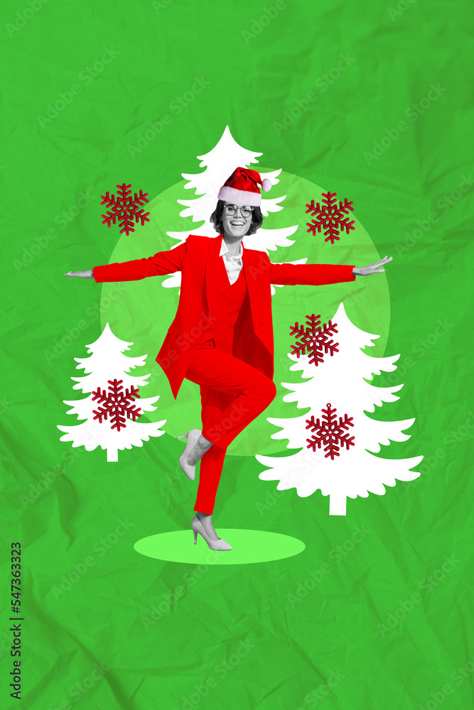Photo sketch graphics artwork picture of smiling excited lady dancing enjoying x-mas disco isolated drawing background Photo sketch graphics artwork picture of smiling excited lady dancing enjoying x-mas disco isolated drawing background