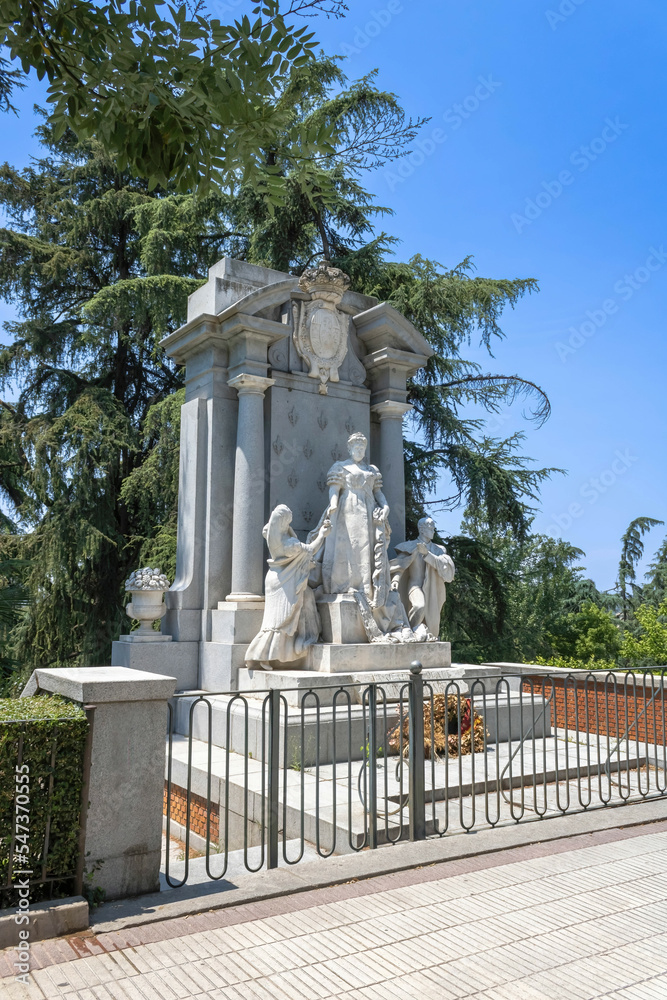 Monument to Infanta Isabel de Borbón 