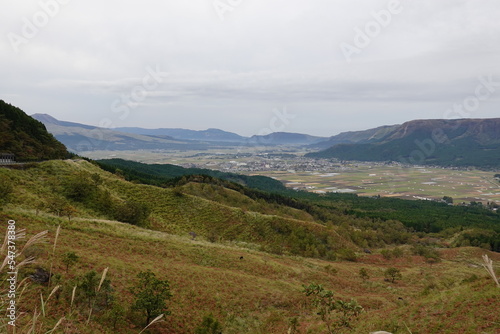 阿蘇外輪山と農地